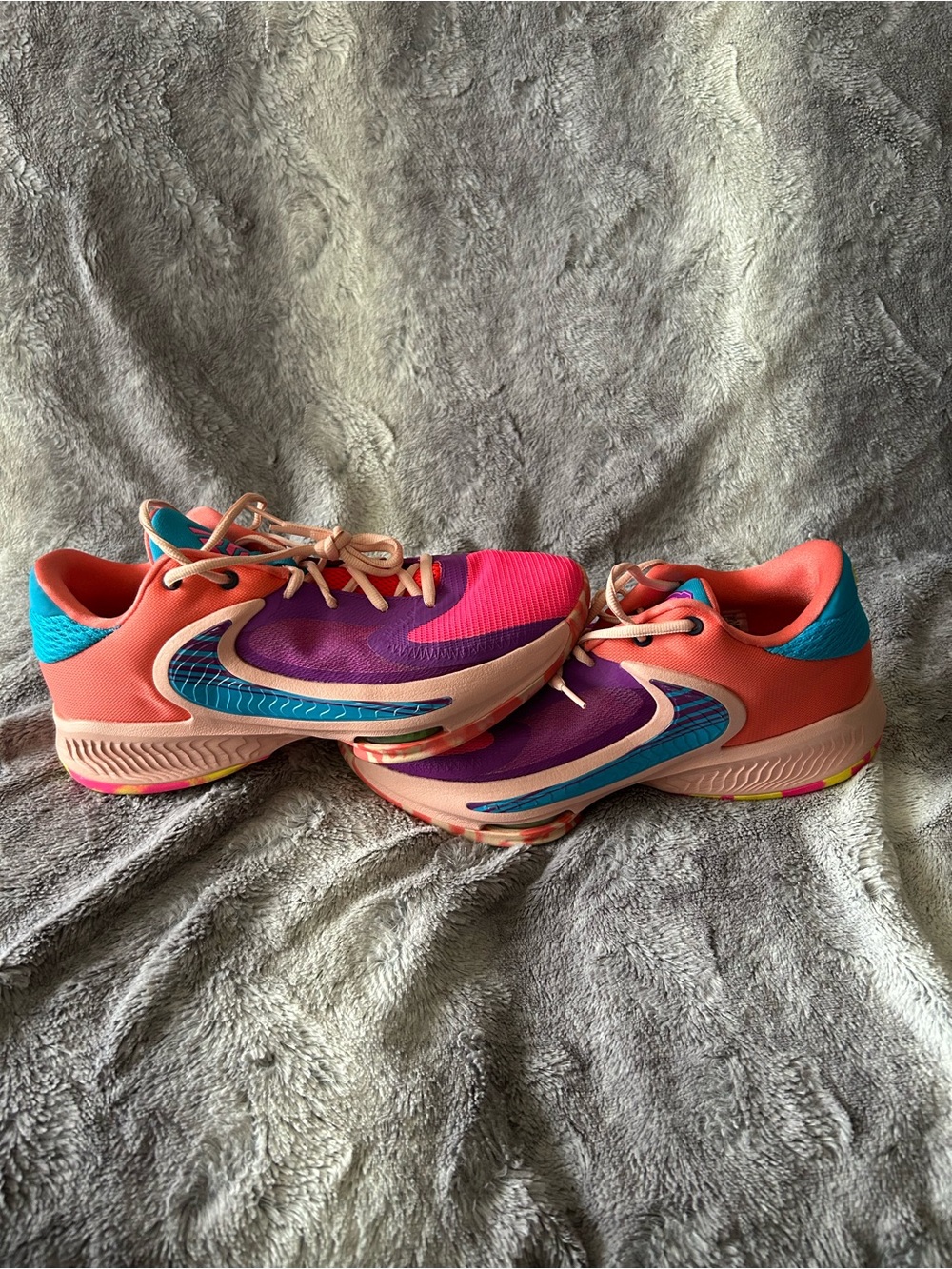 Nike zoom freak 4 Bahamas size 10 Euc